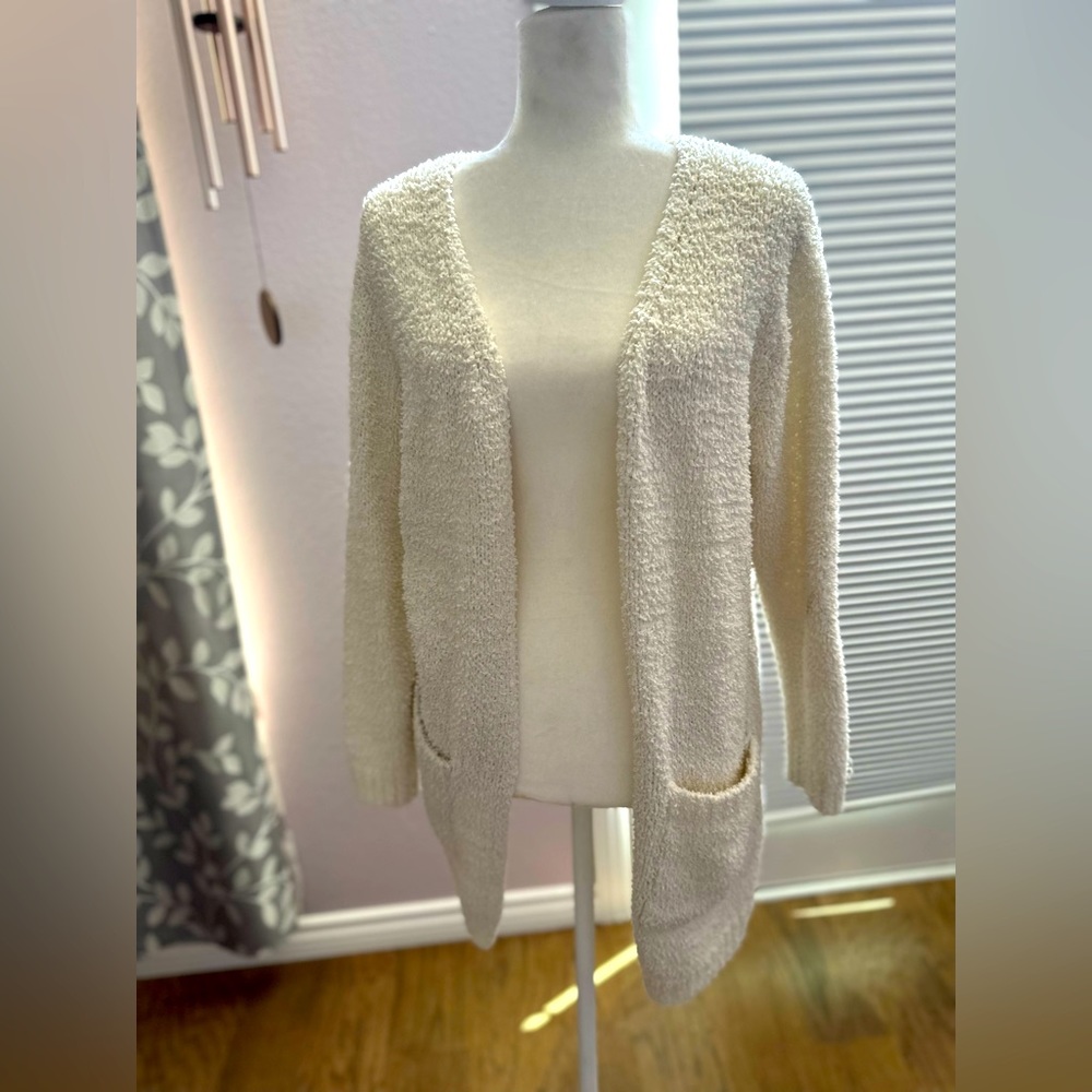 Fluffy white cardigan casual style size medium